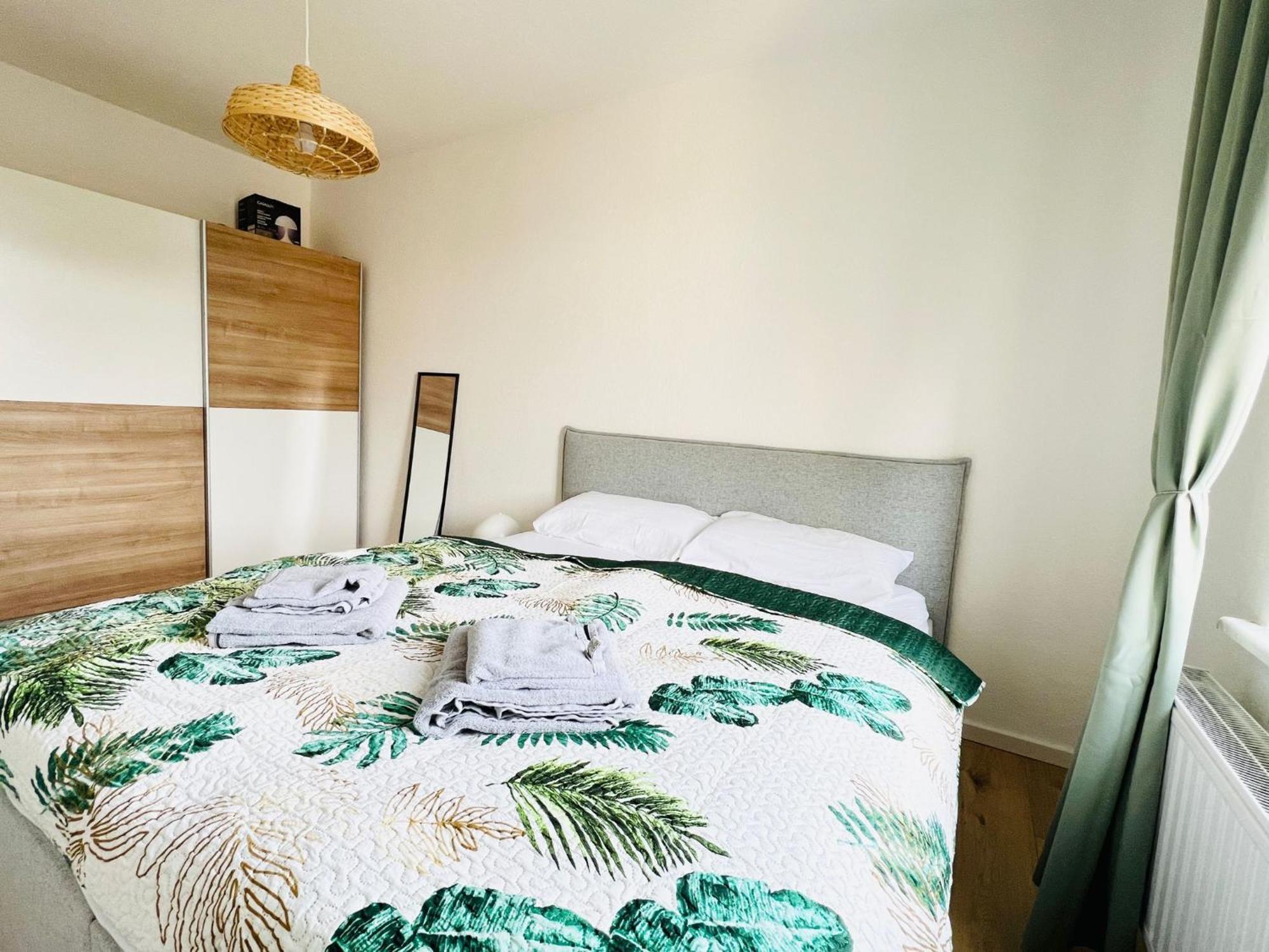 Twenty Five Apartment Bei Dresden - Free Parking, Massage-Stuhl, Netflix & Coffee Machine Heidenau (Saxony) Exterior foto